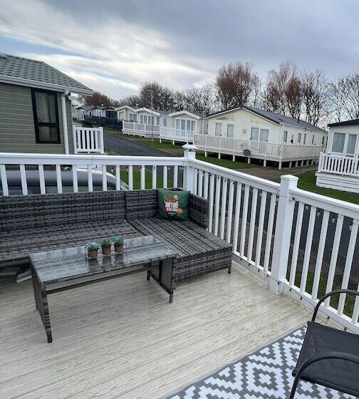Sun Sea And Sand At Whitley Bay