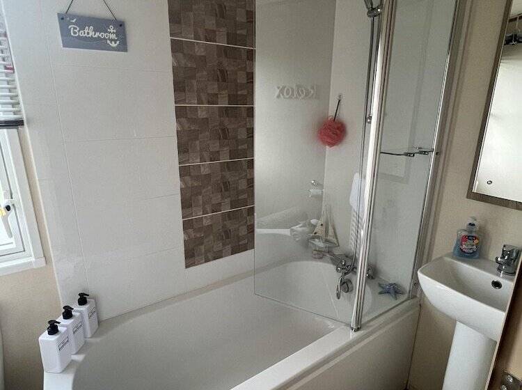 Sun Sea And Sand At Whitley Bay