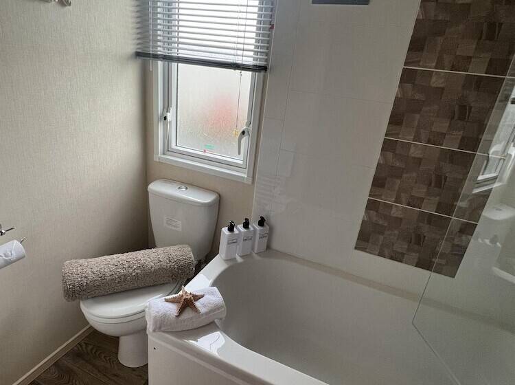 Sun Sea And Sand At Whitley Bay