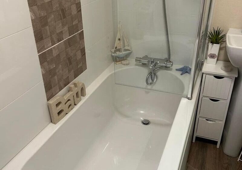 Sun Sea And Sand At Whitley Bay