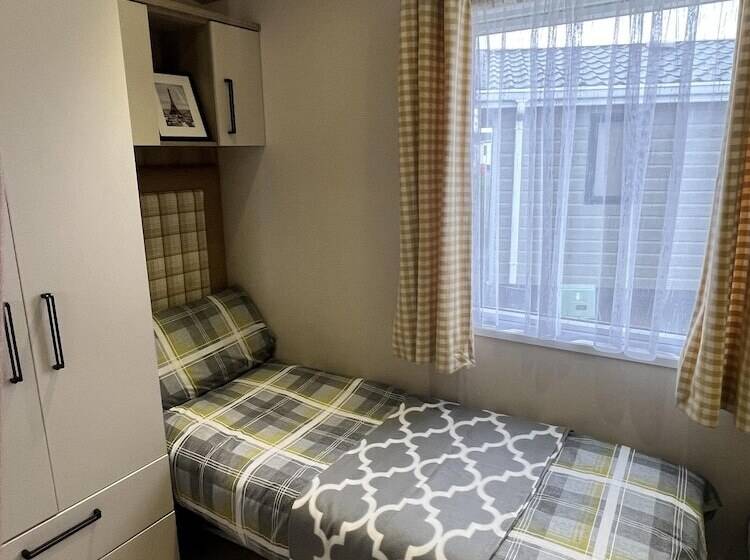 Sun Sea And Sand At Whitley Bay