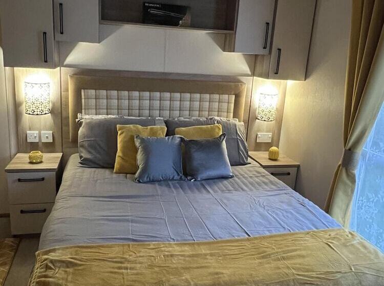 Sun Sea And Sand At Whitley Bay