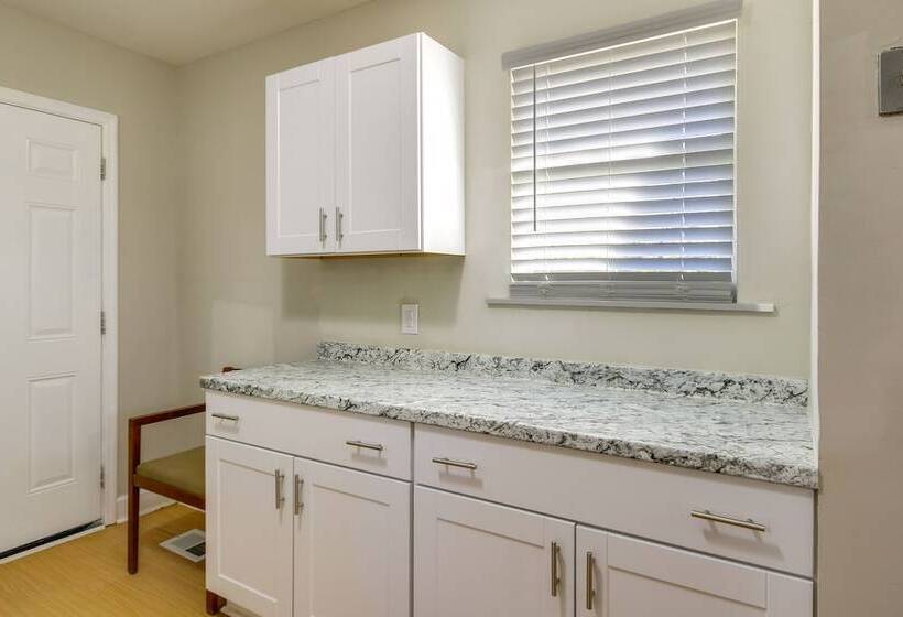 Sunny Columbia Home ~ 3 Mi To Usc!