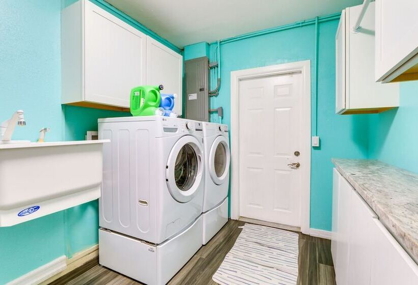 Port Charlotte Home W/ Private Dock & Pool!