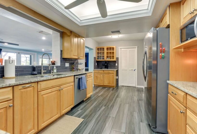 Port Charlotte Home W/ Private Dock & Pool!