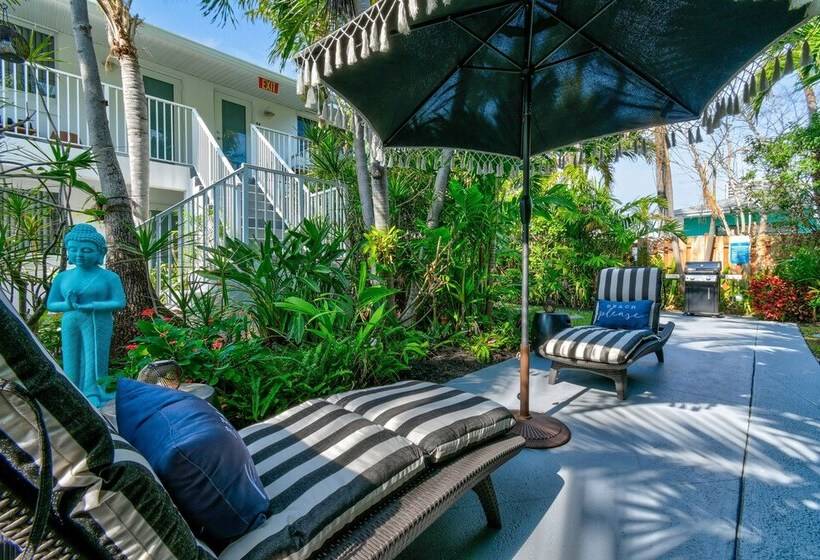 Sunshine Shores Boutique Apartments