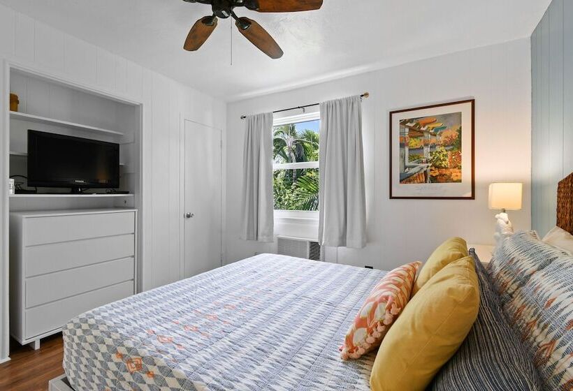 Sunshine Shores Boutique Apartments