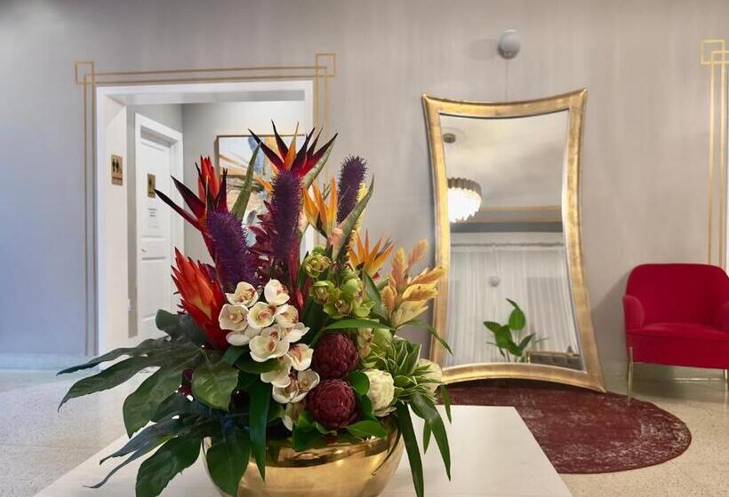 Tb Hotel Miami