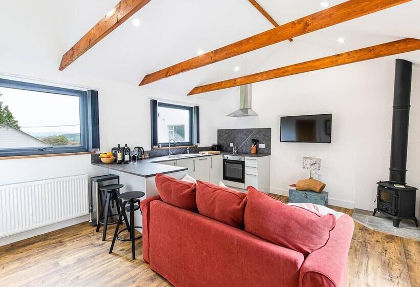 The Cabin In The Tamar Valley Cornwall