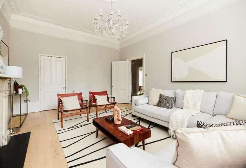 The Ealing Space Classy 5bdr House With Garden And Parking