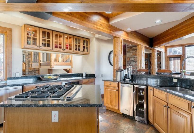 Topaz Estate By Avantstay Luxe Home, Pool + View