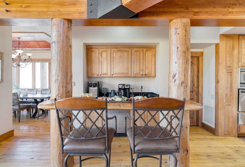 Topaz Estate By Avantstay Luxe Home, Pool + View