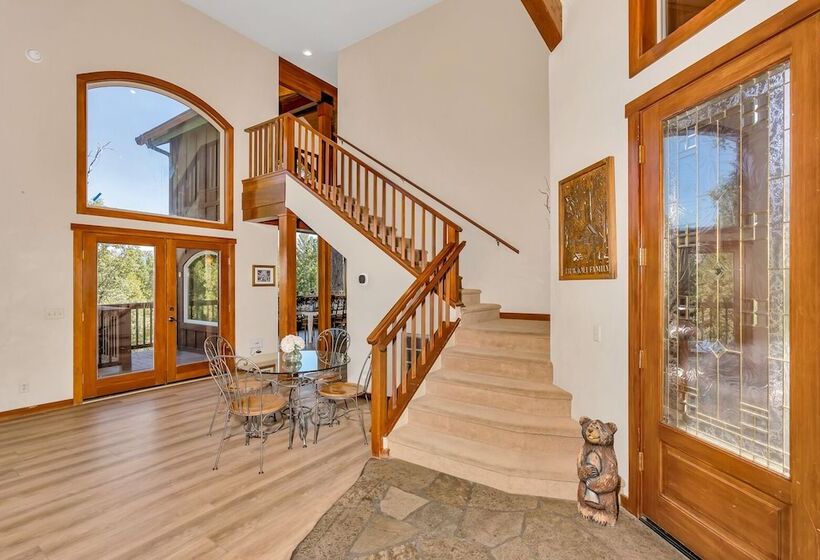 Gorgeous 5 Bdr Travioli Mountain Retreat For 10!