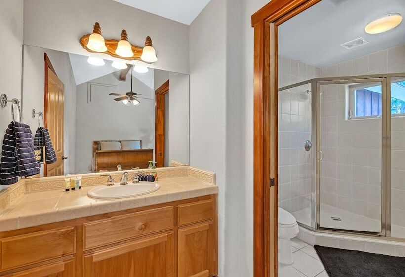 Gorgeous 5 Bdr Travioli Mountain Retreat For 10!