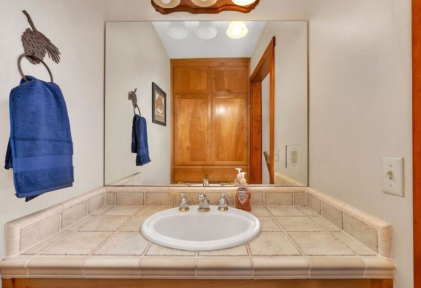 Gorgeous 5 Bdr Travioli Mountain Retreat For 10!