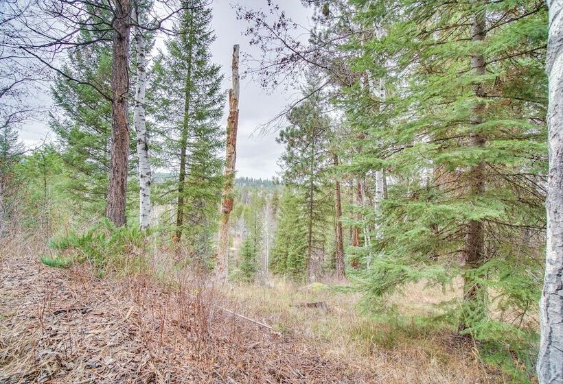 Tree Lined Mccall Cabin: Walk To Payette River!