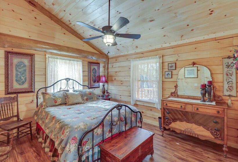 Tumbling Shoals Cabin W/ Fire Pit: 1 Mi To Lake