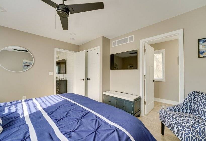 Cozy Algonac Home W/ Grill: Walk To St Clair River