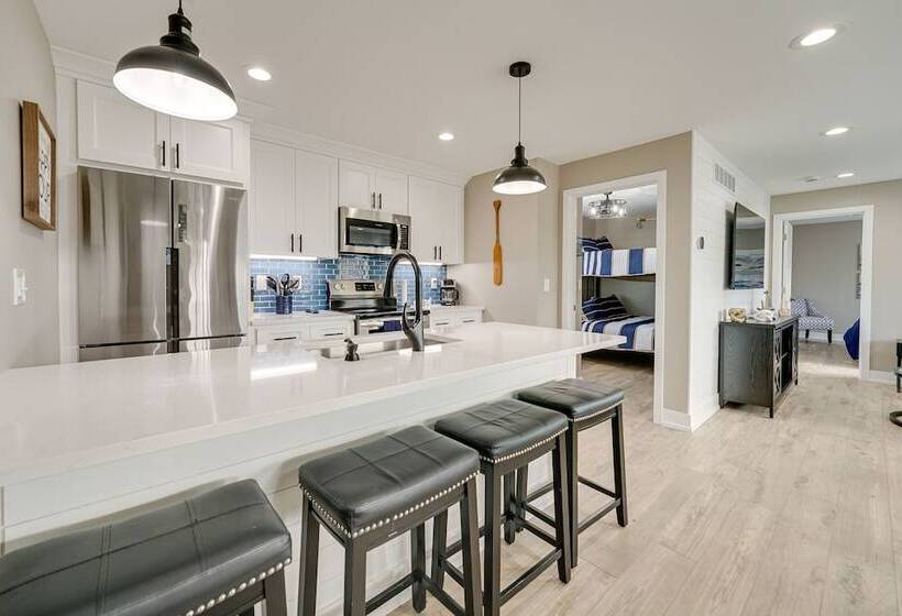 Cozy Algonac Home W/ Grill: Walk To St Clair River