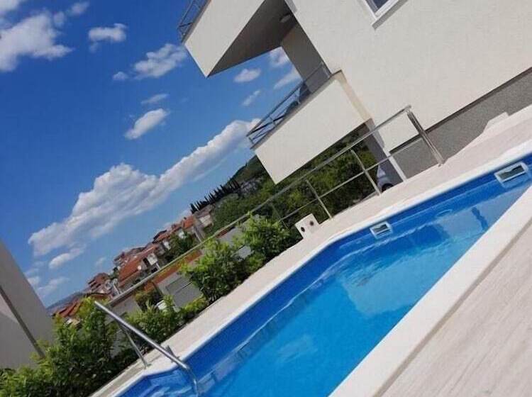 Apartments Villa Diamond