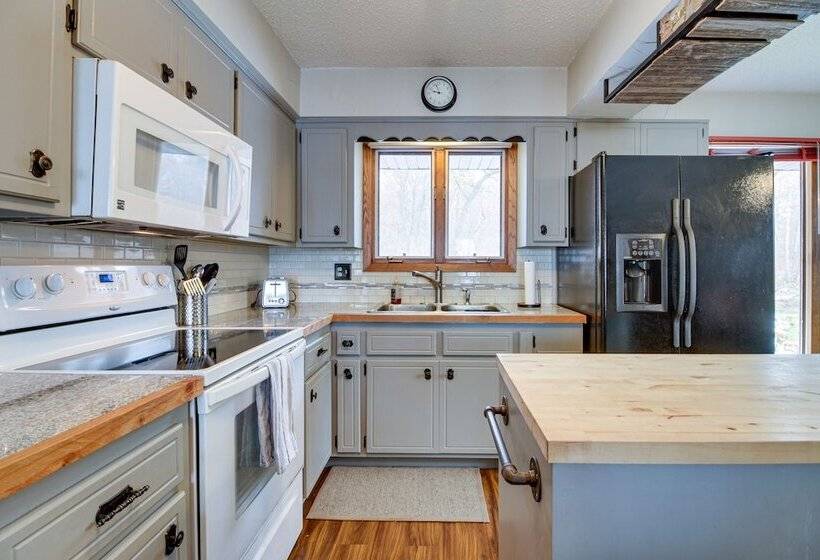 Brainerd Cabin: Waterfront Fire Pit + Lake Access!