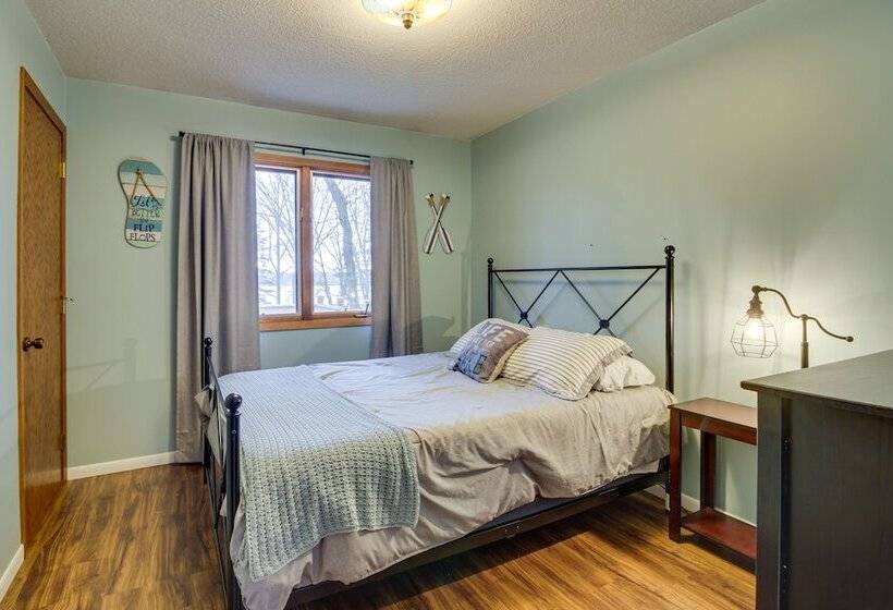 Brainerd Cabin: Waterfront Fire Pit + Lake Access!