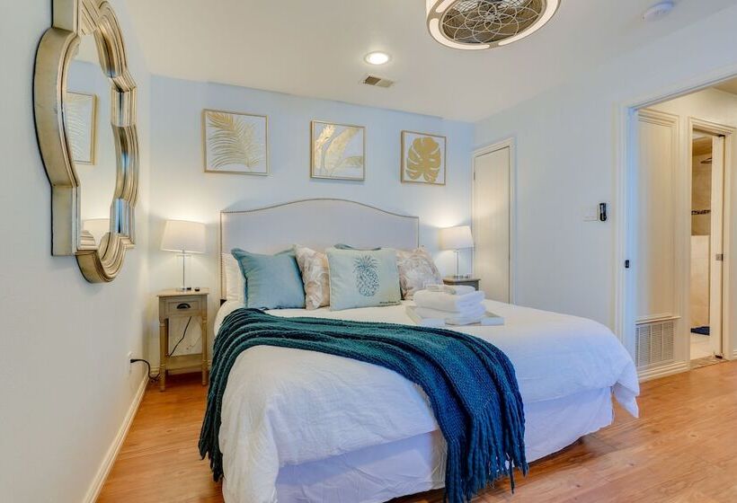 Waterfront Gainesville Home W/ Dock, Near Wineries