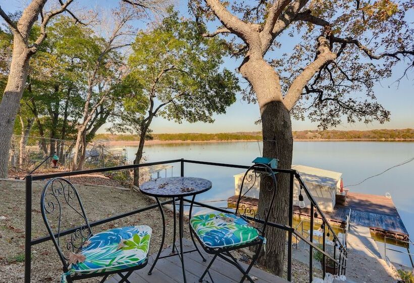 Waterfront Gainesville Home W/ Dock, Near Wineries