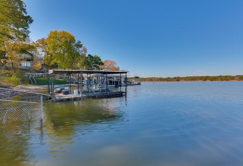 Waterfront Gainesville Home W/ Dock, Near Wineries