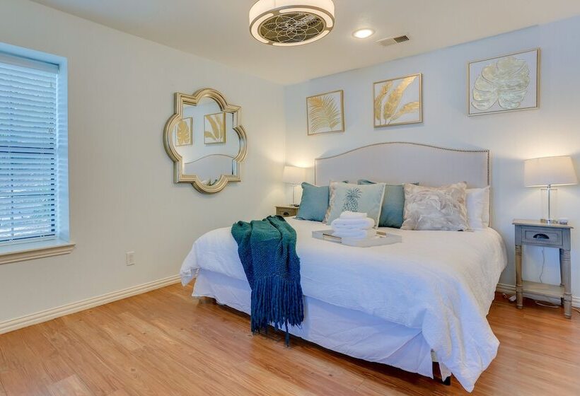 Waterfront Gainesville Home W/ Dock, Near Wineries