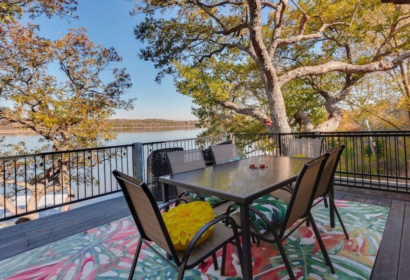 Waterfront Gainesville Home W/ Dock, Near Wineries