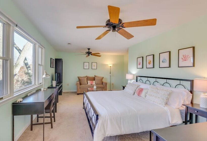 Waterfront Lusby Retreat W/ Deep Water Dock & Slip