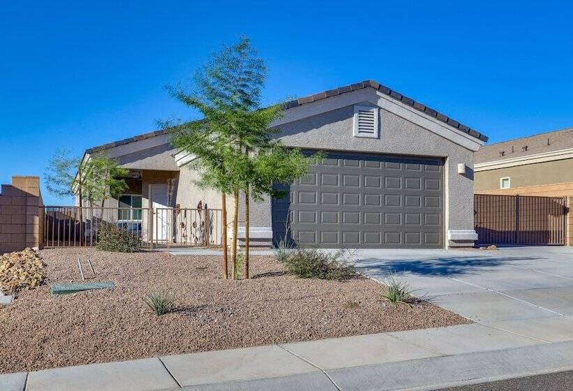 Bullhead City Home: Central A/c + Pool Access