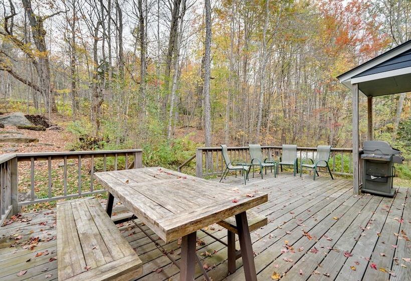 West Dover Family Home W/ Game Room & Home Theater