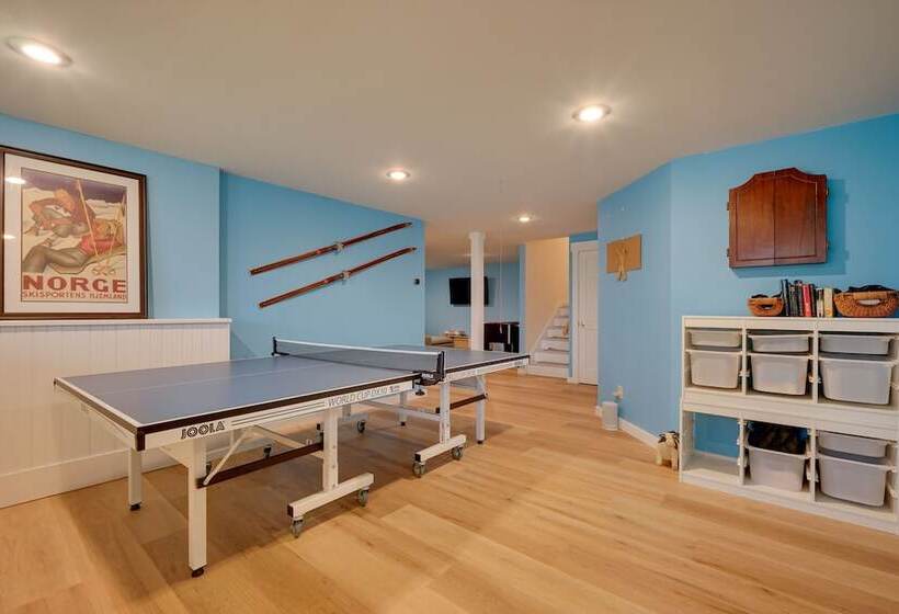 West Dover Family Home W/ Game Room & Home Theater