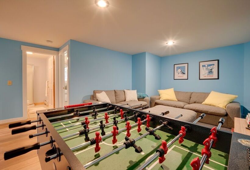 West Dover Family Home W/ Game Room & Home Theater