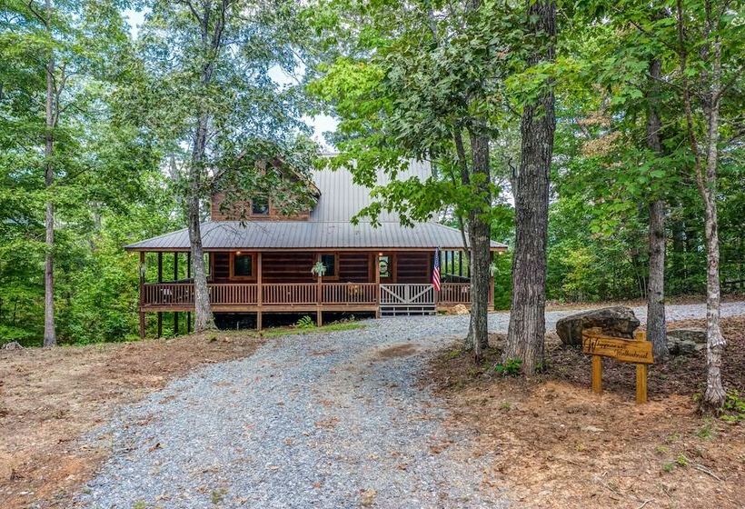 Gorgeous & Secluded 3 Bdr Cabin In Mineral Bluff!