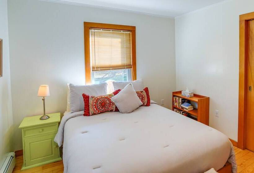 Windham Home Near Mountain Biking & Hiking Trails!