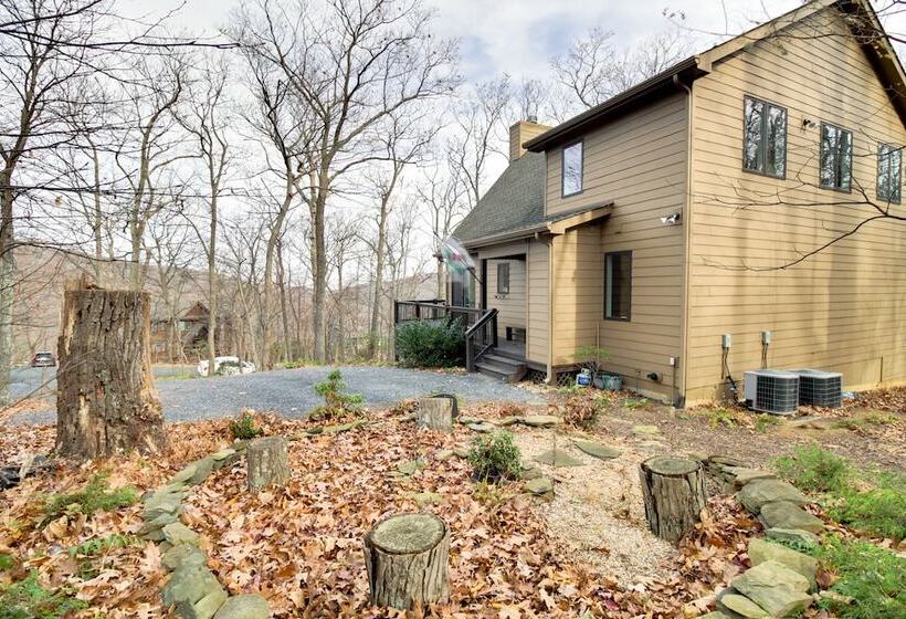 Wintergreen Resort Home: Close To Slopes & Trails