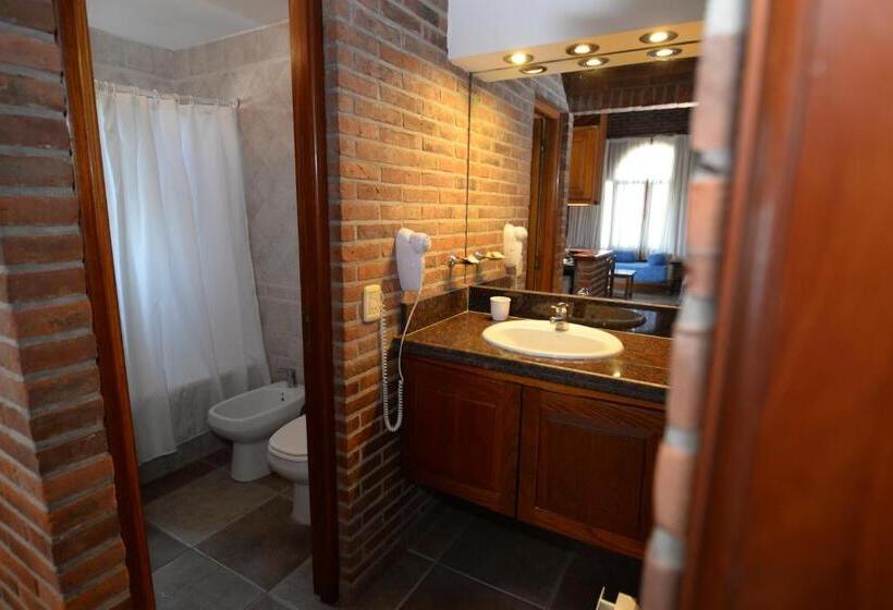 Aitue Apart Hotel & Spa