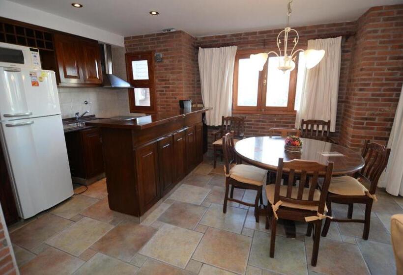 Aitue Apart Hotel & Spa