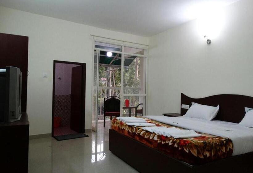 هاستل Eden Holidays Ev