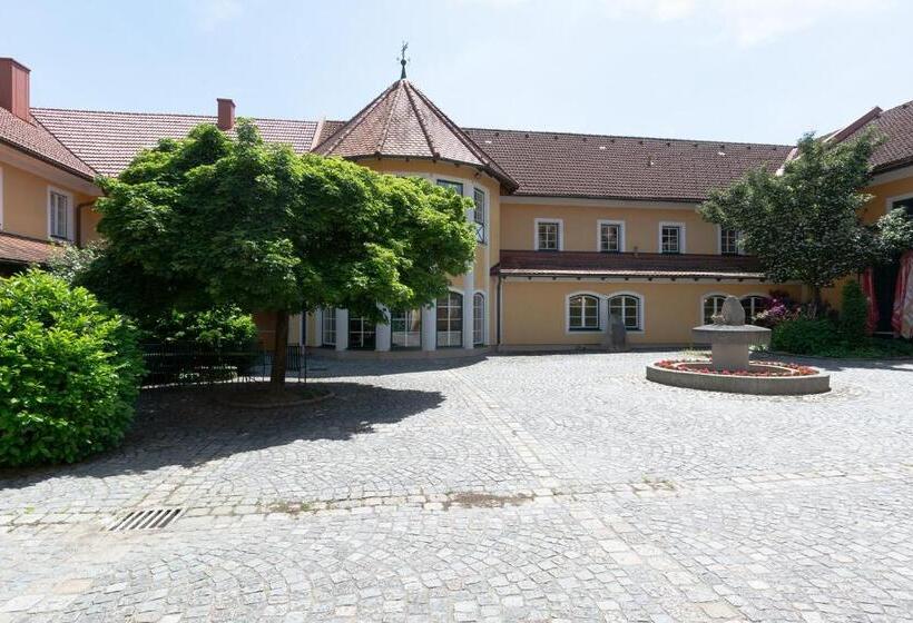 ユースホステル Gasthof Fischer Dörnbach