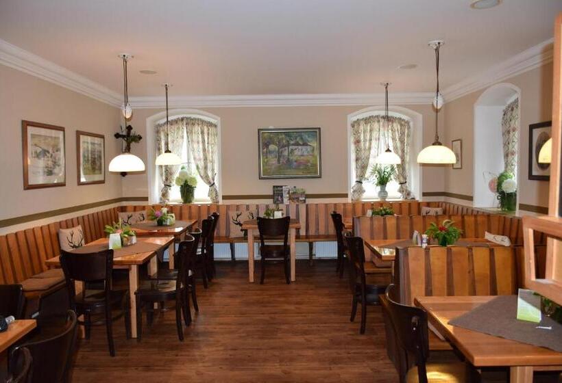 ユースホステル Gasthof Fischer Dörnbach