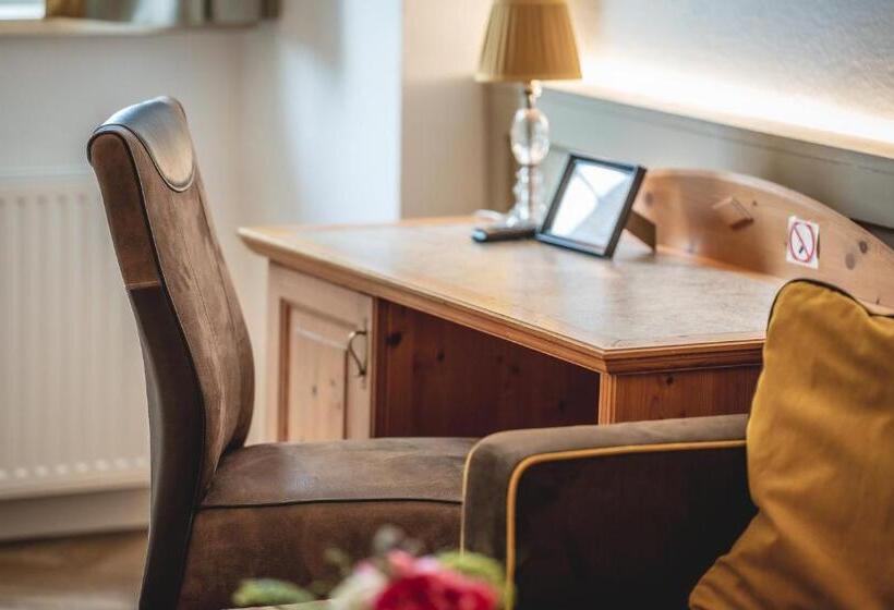 ユースホステル Gasthof Fischer Dörnbach