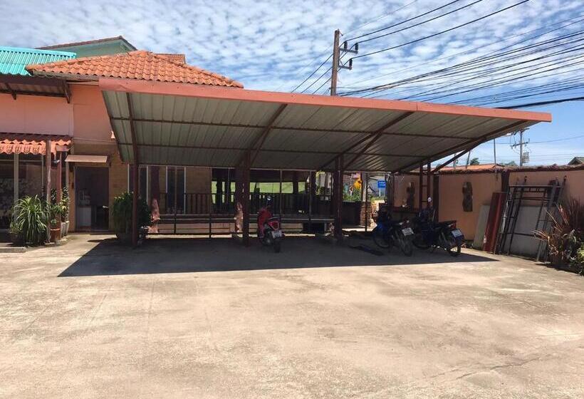 הוסטל M.p Resort