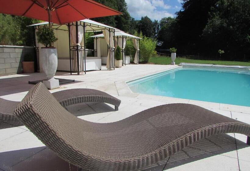 ベッドアンドブレックファースト Château Chevalier Des Montys