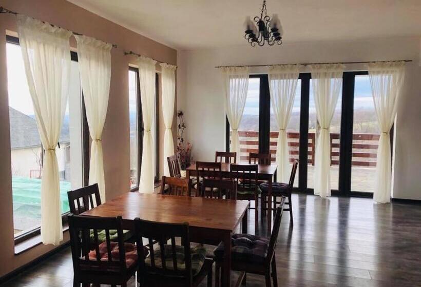 צימר Popasul Din Pietrar