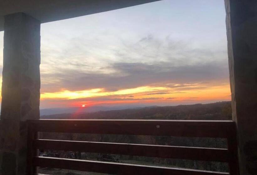 צימר Popasul Din Pietrar