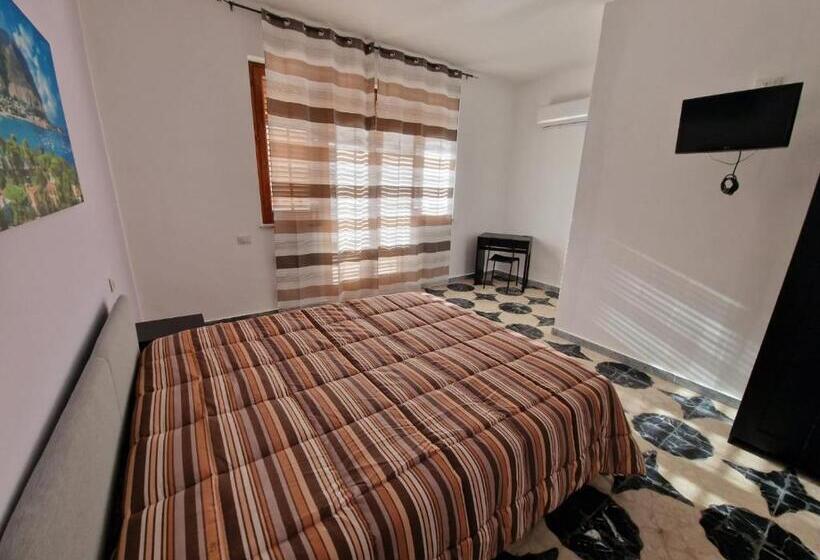 ベッドアンドブレックファースト Sole Nascente